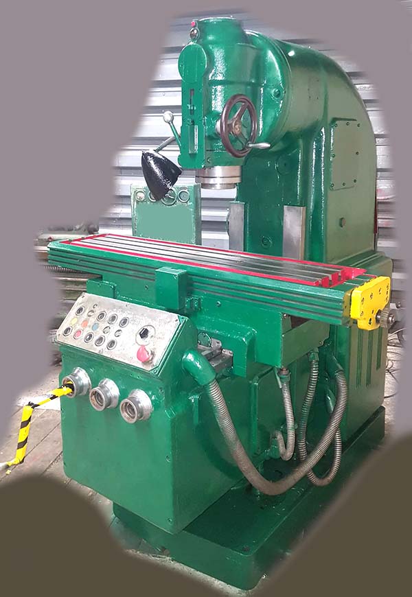 6А12п Загальний вигляд  консольно-фрезерного верстата